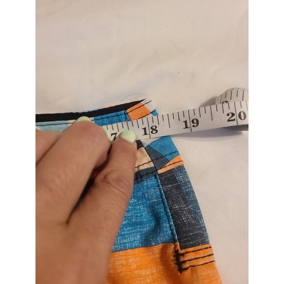 Hurley size 34 men's striped swimming trunks - Picture 7 of 9